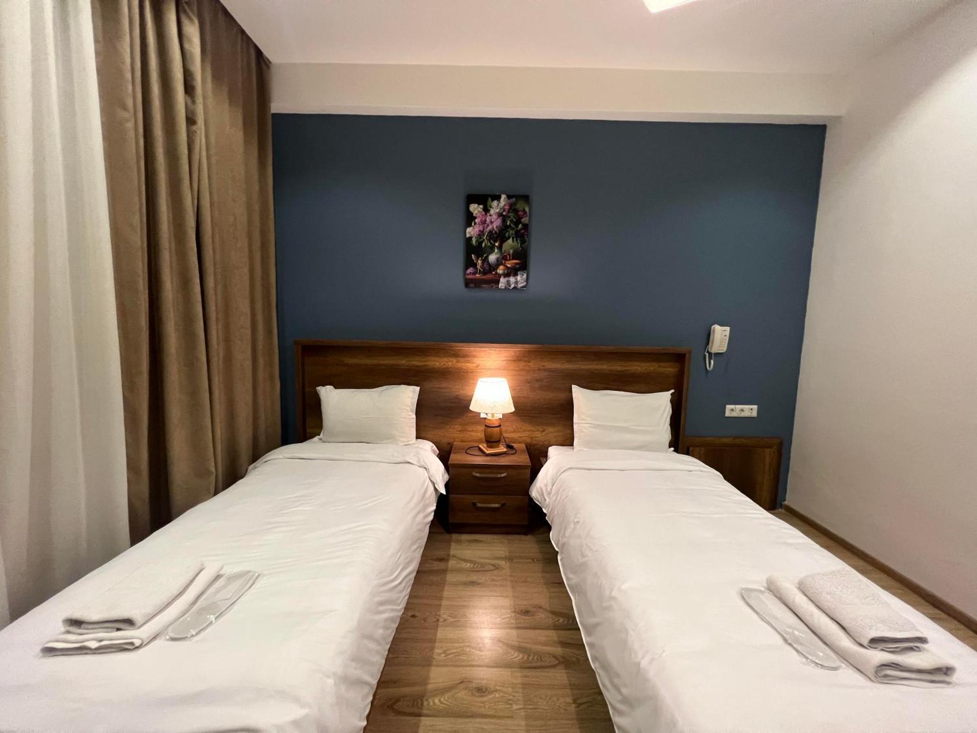 Hotel King Tom Τυφλίδα Εξωτερικό φωτογραφία
