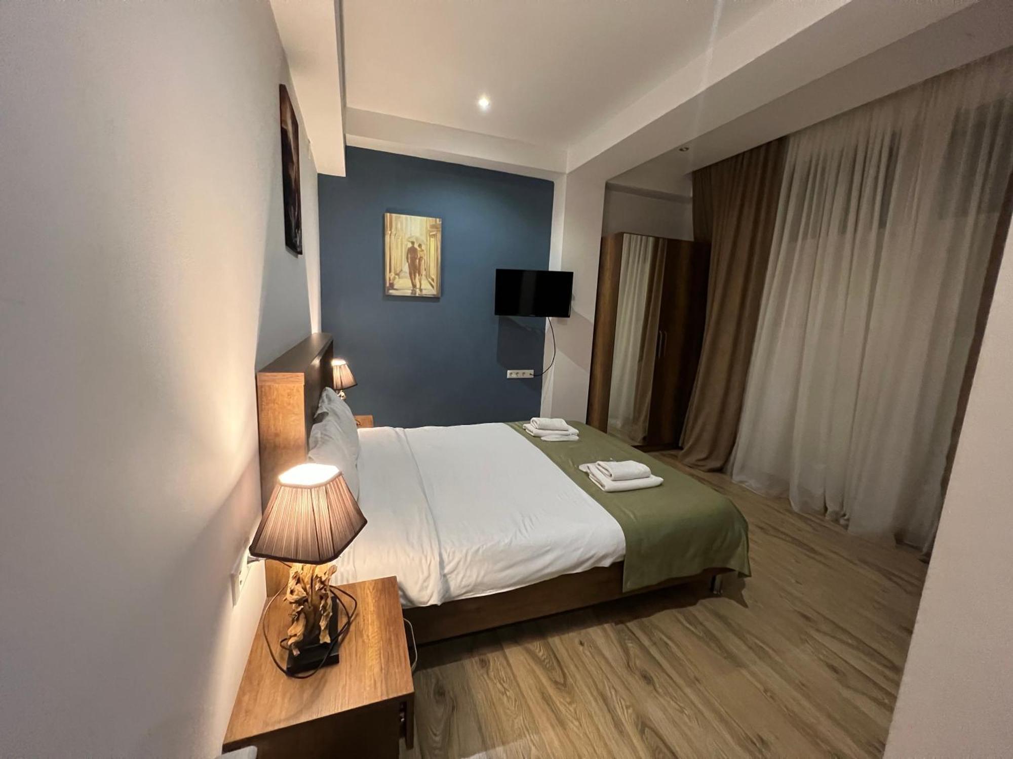 Hotel King Tom Τυφλίδα Εξωτερικό φωτογραφία