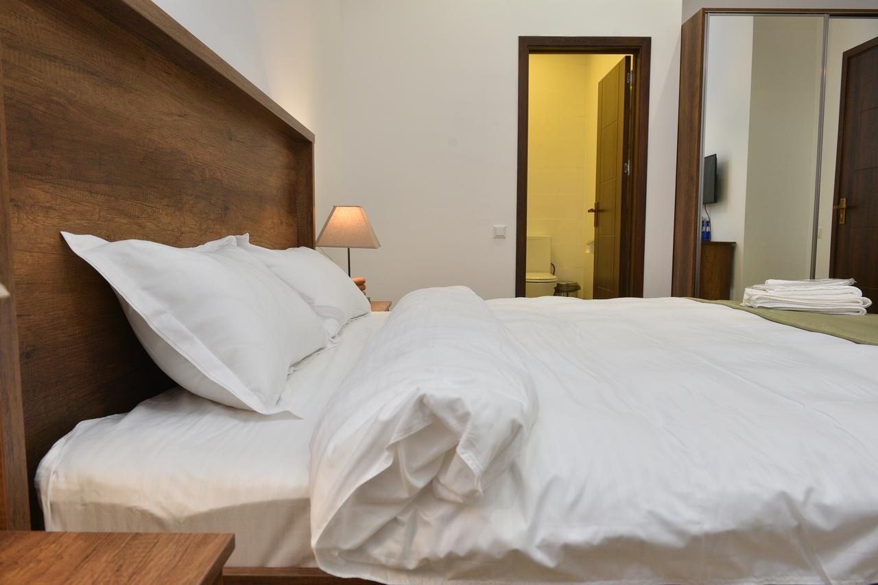 Hotel King Tom Τυφλίδα Εξωτερικό φωτογραφία