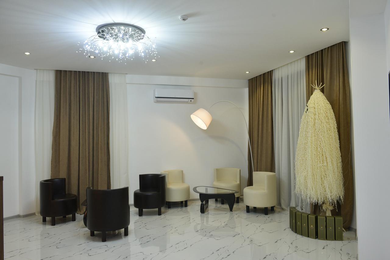Hotel King Tom Τυφλίδα Εξωτερικό φωτογραφία