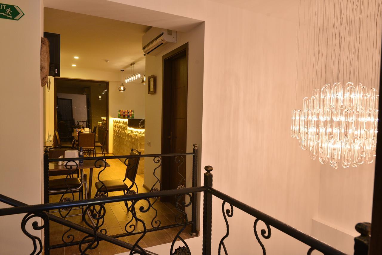 Hotel King Tom Τυφλίδα Εξωτερικό φωτογραφία