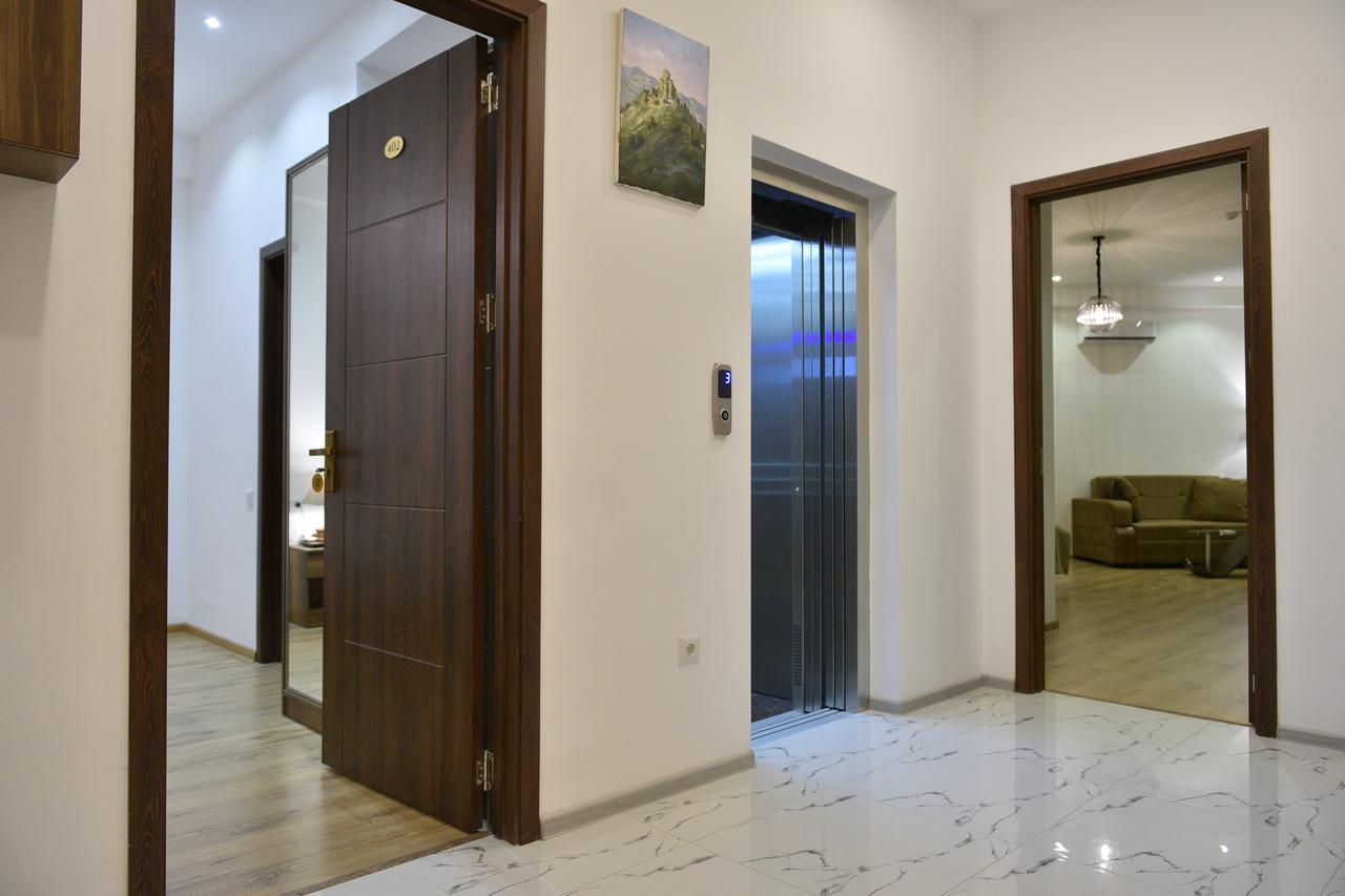 Hotel King Tom Τυφλίδα Εξωτερικό φωτογραφία